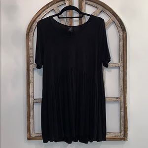 Agnes and Dora babydoll tee